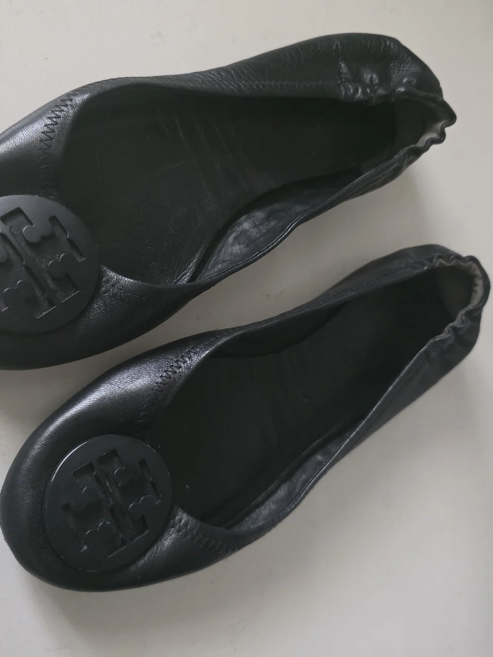 Tory Burch Black Leather Logo Ballet Flats